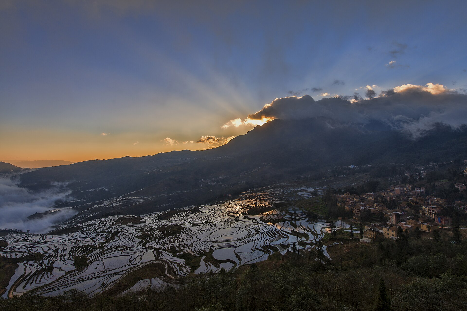 Yunnan rice terraces sunrise
