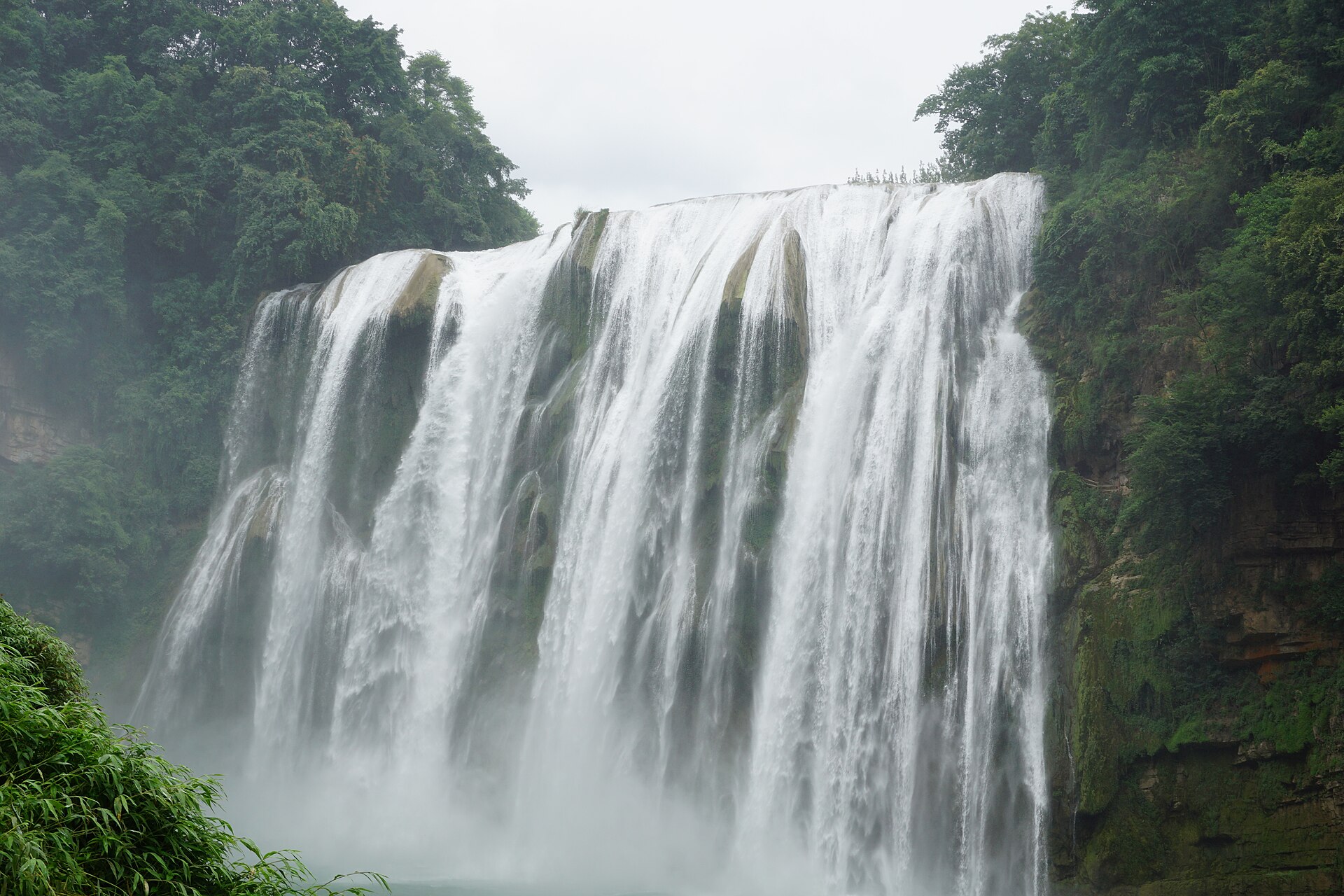 Guizhou waterfall terraces