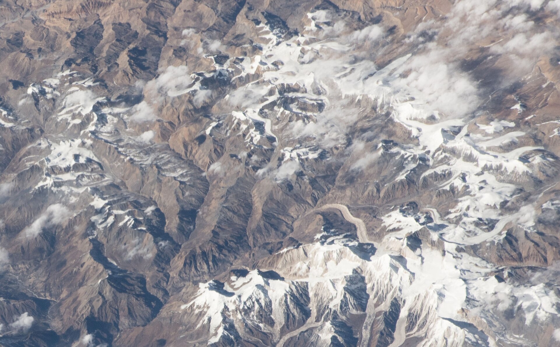 hiker mountain pass Tibet