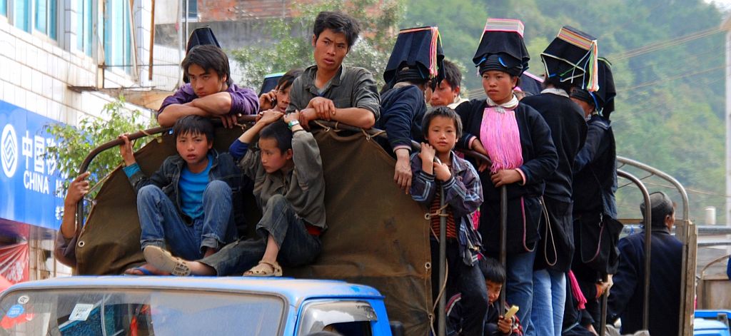 market day Yunnan village